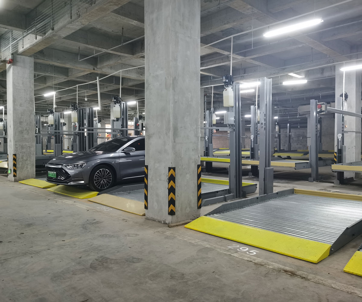 家用簡(jiǎn)易式停車設(shè)備回收.jpg